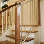 Metallgeländer mit Holz Handlauf