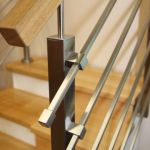 Metallgeländer mit Holz Handlauf